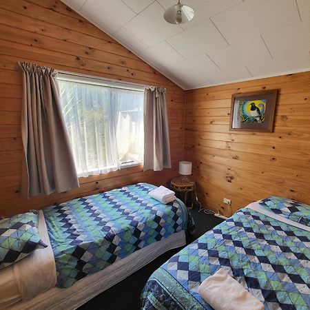 Off The Beaten Trail Acc & Bike Tours Мерчисон Экстерьер фото