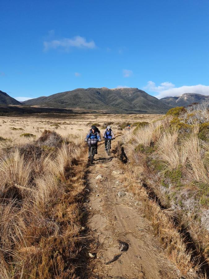 Off The Beaten Trail Acc & Bike Tours Мерчисон Экстерьер фото