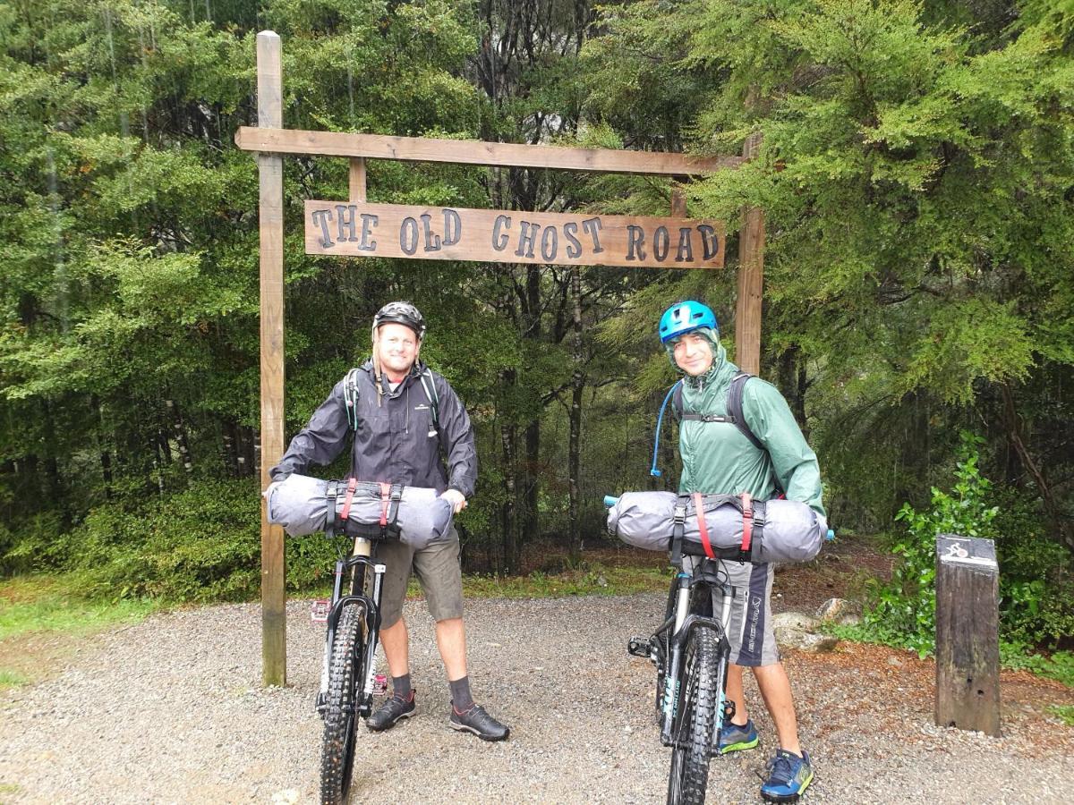 Off The Beaten Trail Acc & Bike Tours Мерчисон Экстерьер фото